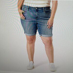 Signature by Levi Strauss & Co. Women Modern Bermuda Shorts Size 22 /W36